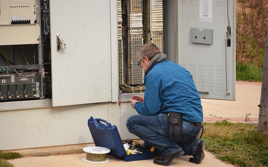cherche électricien pas cher Saint-Michel-sur-Orge